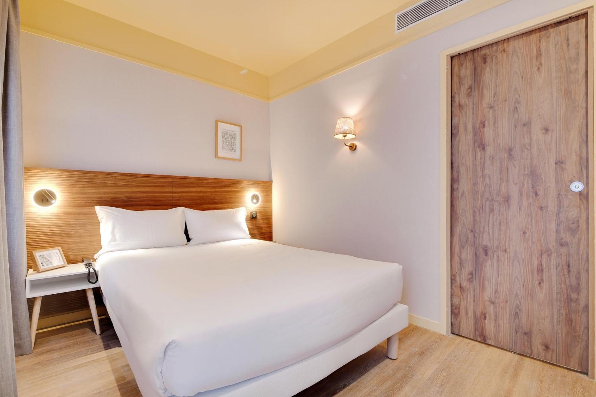 Hotel Cocoon Saint-Ouen  ภายนอก รูปภาพ